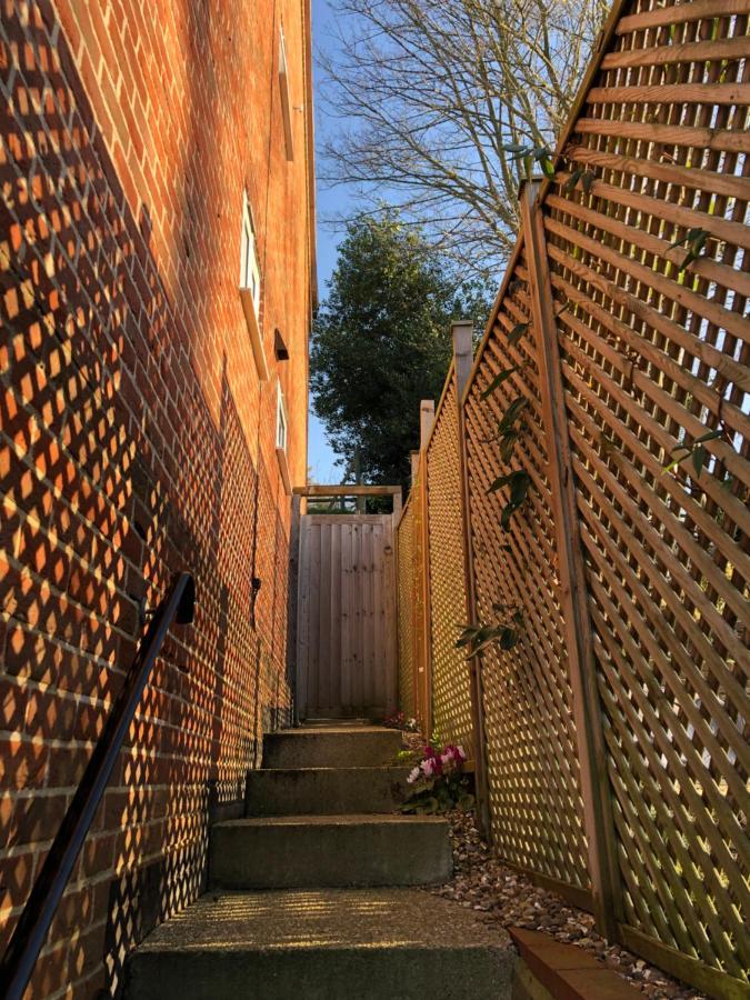 Stylish 2 Bed Apartment Next To The Norfolk Broads Coltishall Eksteriør bilde